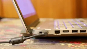 почему ноутбук разряжается в режиме сна Windows