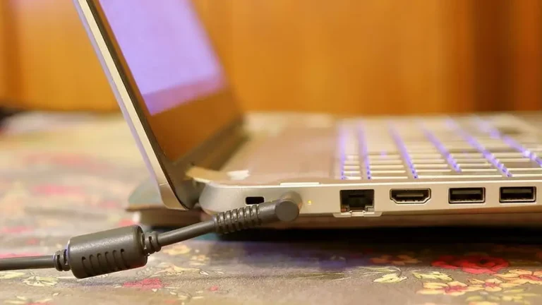 почему ноутбук разряжается в режиме сна Windows