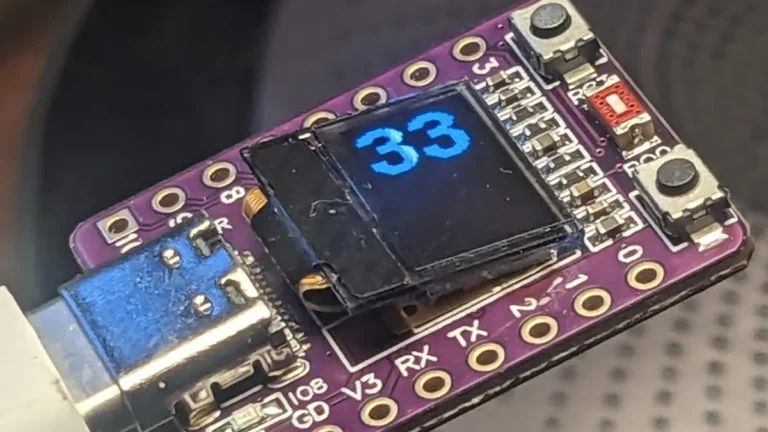 ESP32-C3 с OLED 0,42 дюйма
