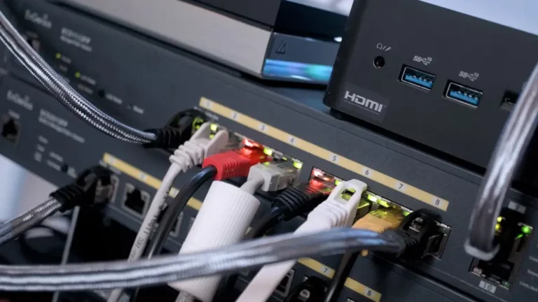 что работает без интернета