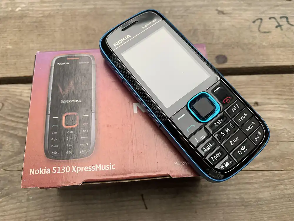 Nokia 5130